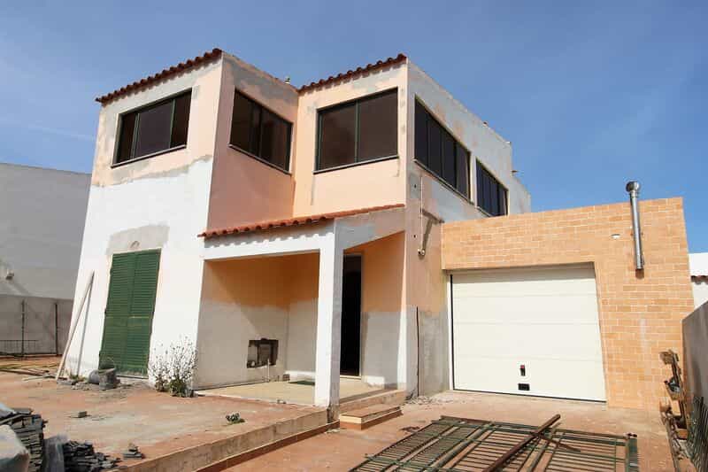 House in , Faro District 10585810