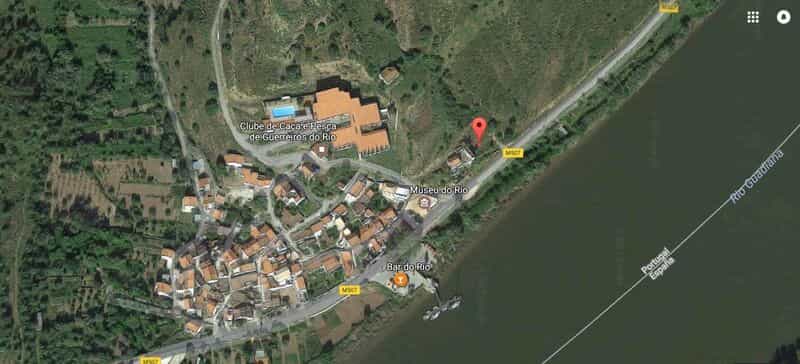 Land in , Faro District 10585846