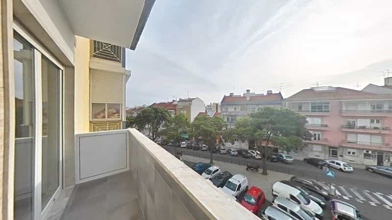 Condominium in Lisbon, Lisbon 10585959
