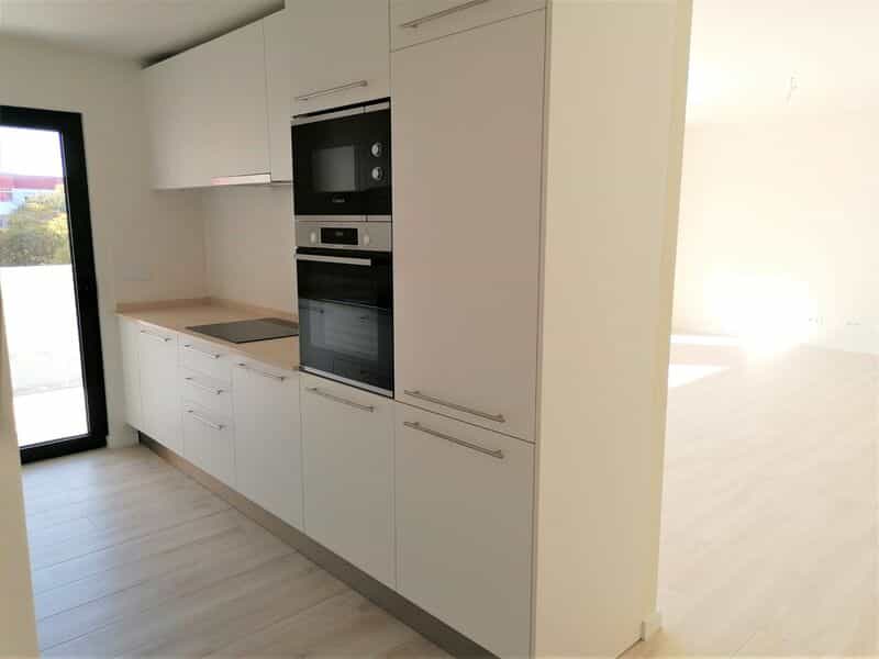 Condominium dans Quelfes, Faro 10586017
