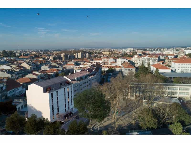 Condominium in Porto, Porto 10586256