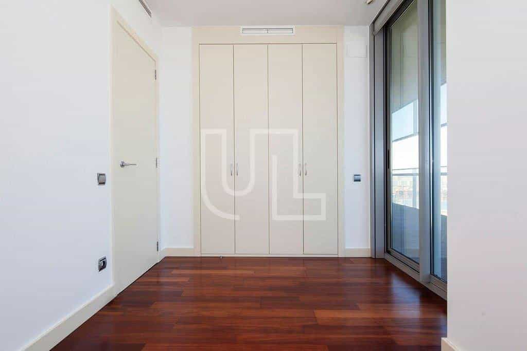 公寓 在 Barcelona, Catalunya 10694453