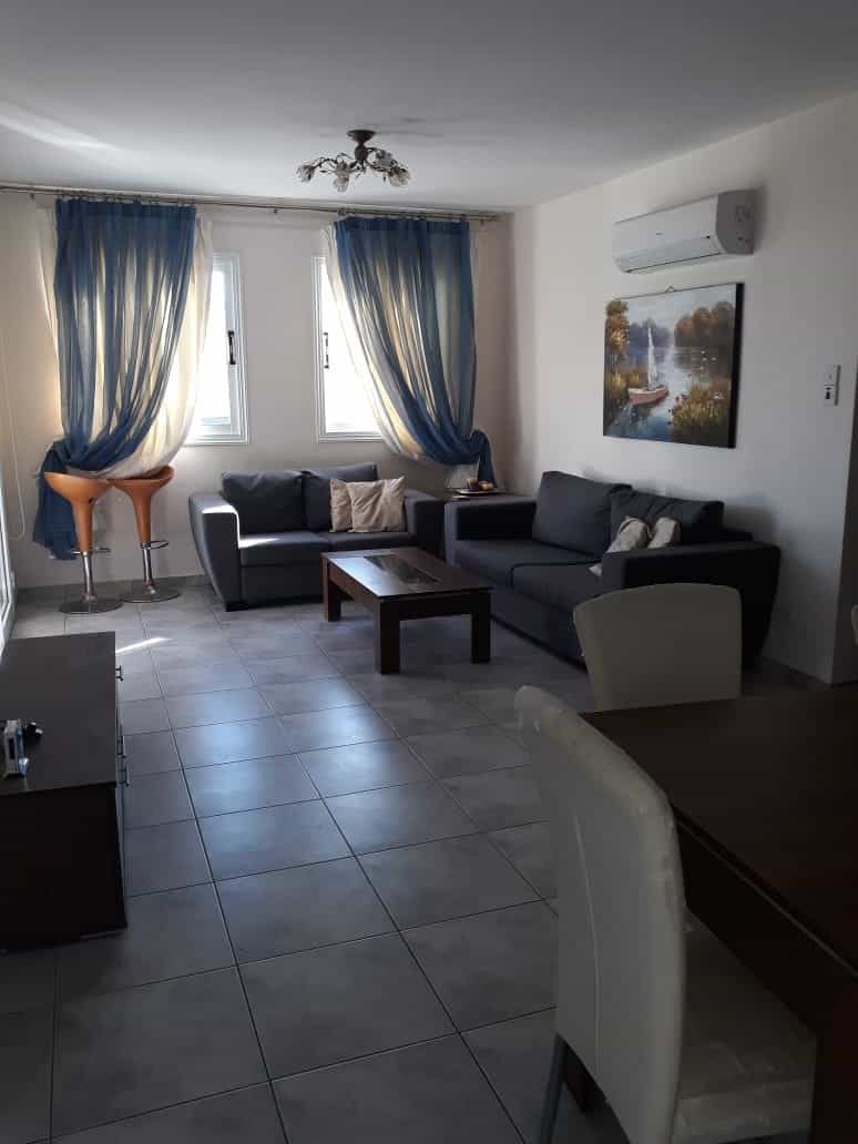 Condominium dans Zygi, Larnaka 10695049