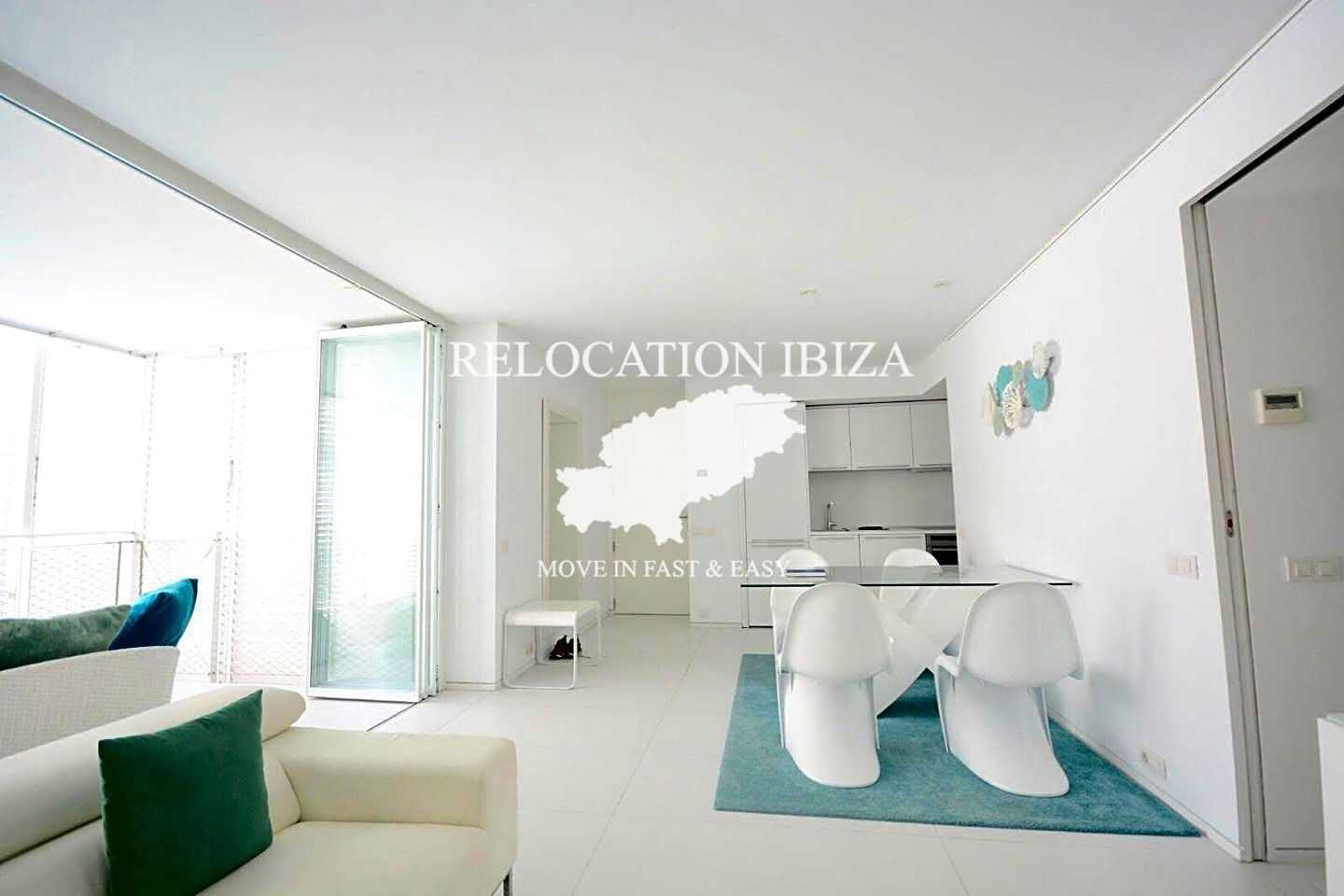 Condominium dans Ibiza, les Îles Baléares 10695479