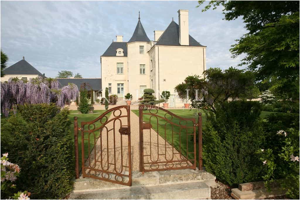 casa en Saumur, Países del Loira 10695964