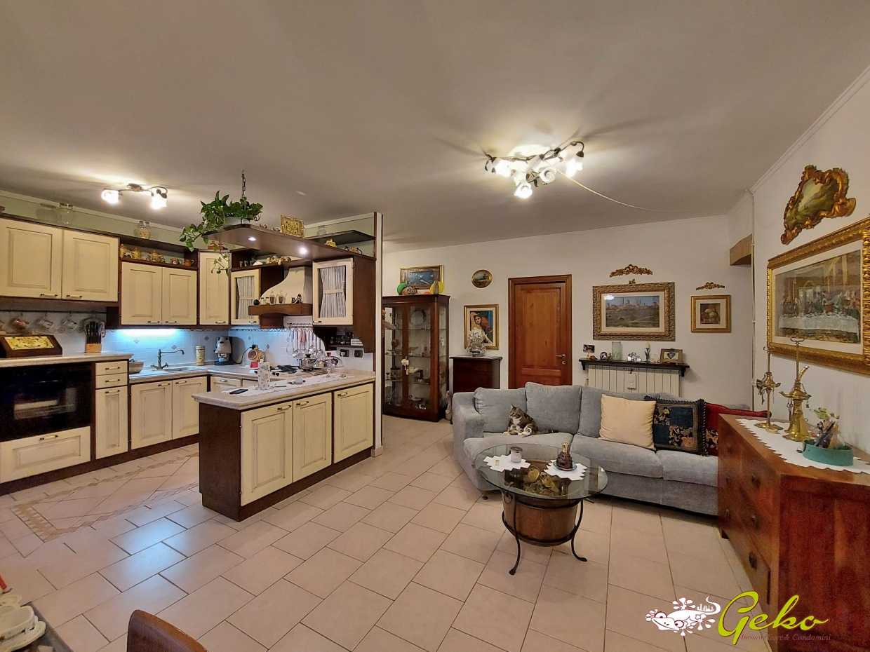 公寓 在 San Gimignano, 托斯卡納 10697030