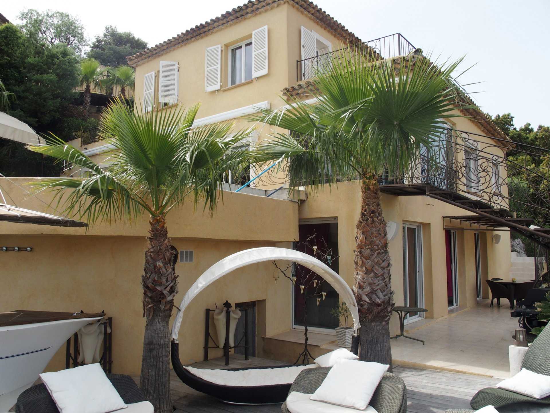 casa no Sainte Maxime, Provença-Alpes-Costa Azul 10697106