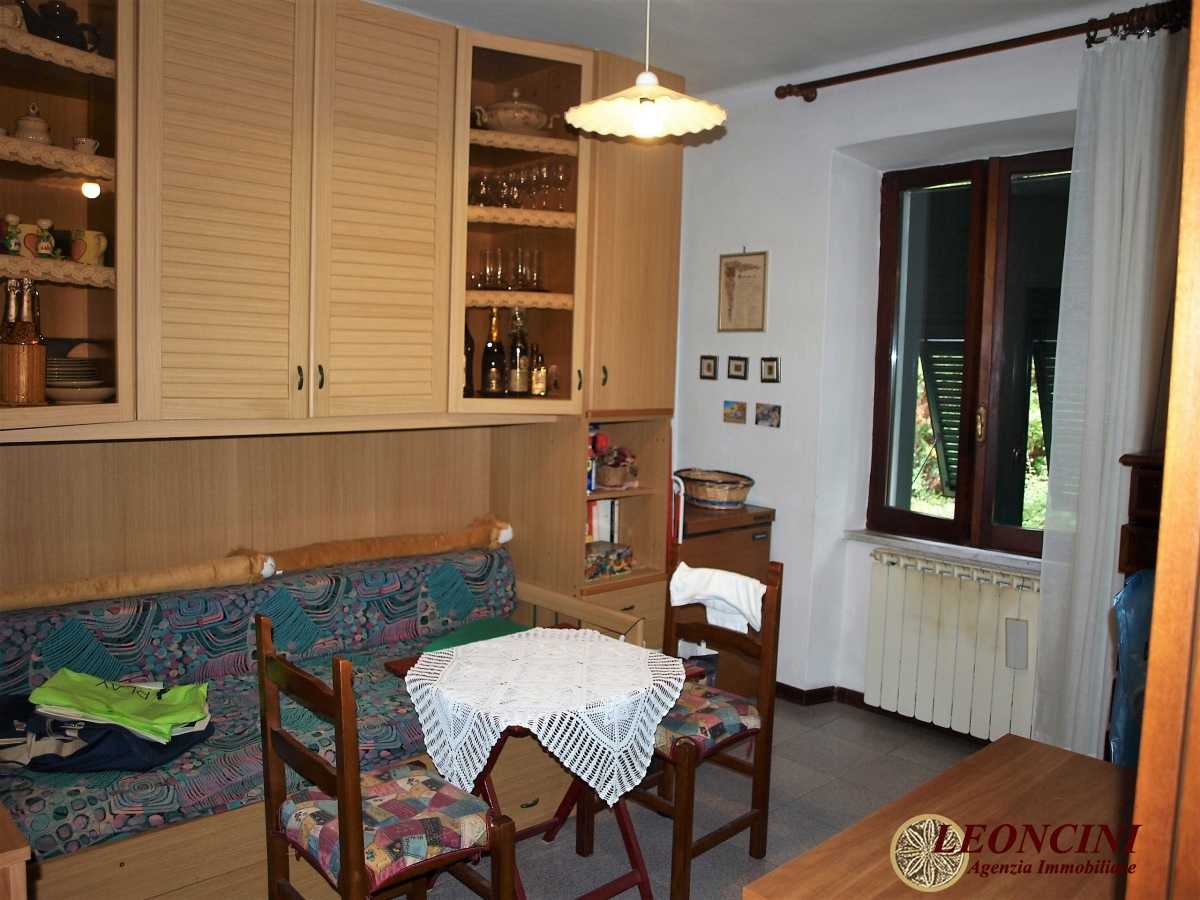 公寓 在 卢尼贾纳自由镇, 托斯卡纳 10697200
