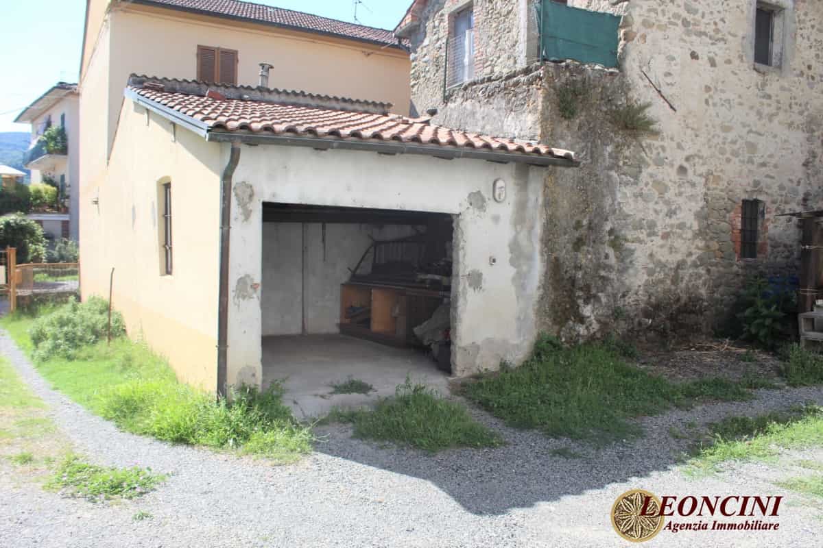 公寓 在 Villafranca in Lunigiana, Tuscany 10697218