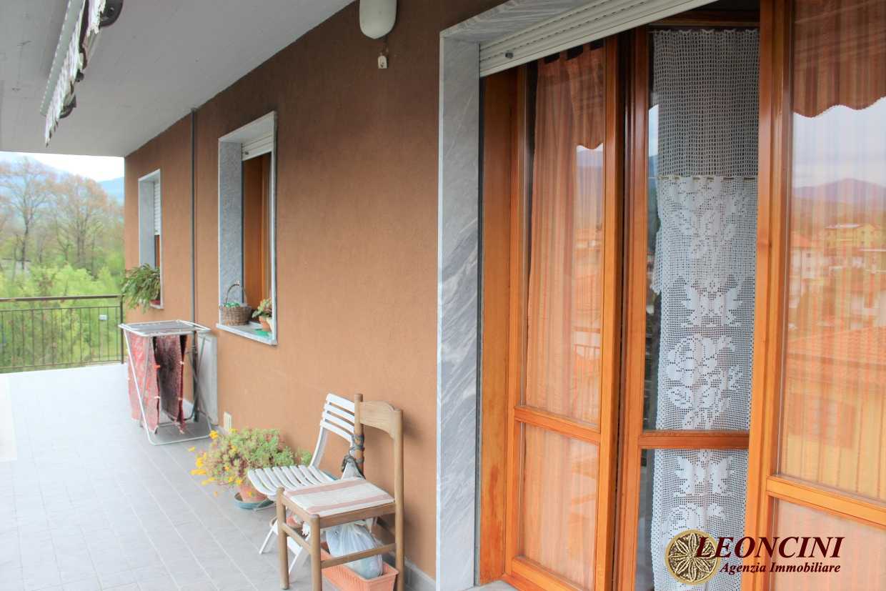 Eigentumswohnung im Villafranca in Lunigiana, Tuscany 10697221