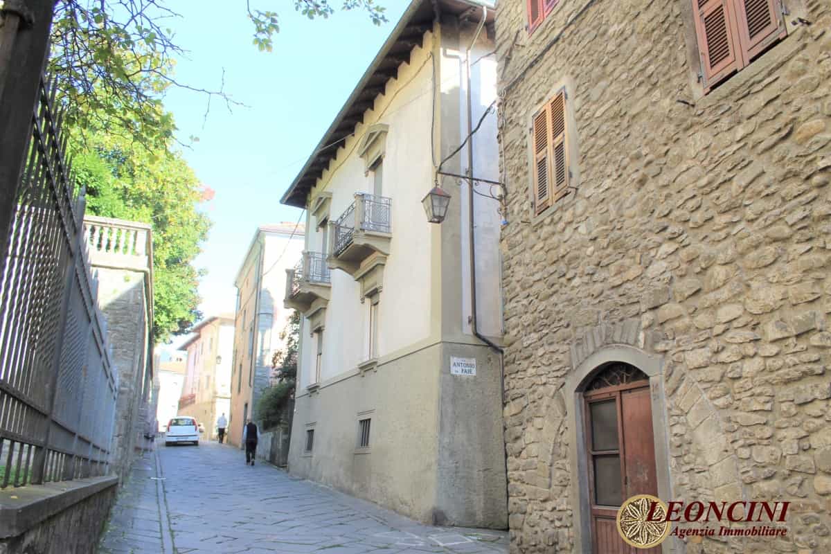 rumah dalam Bagnone, Tuscany 10697222