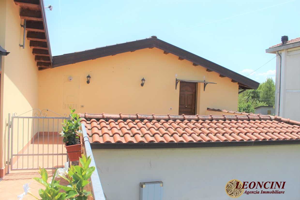 Condominio en Villafranca en Lunigiana, toscana 10697342