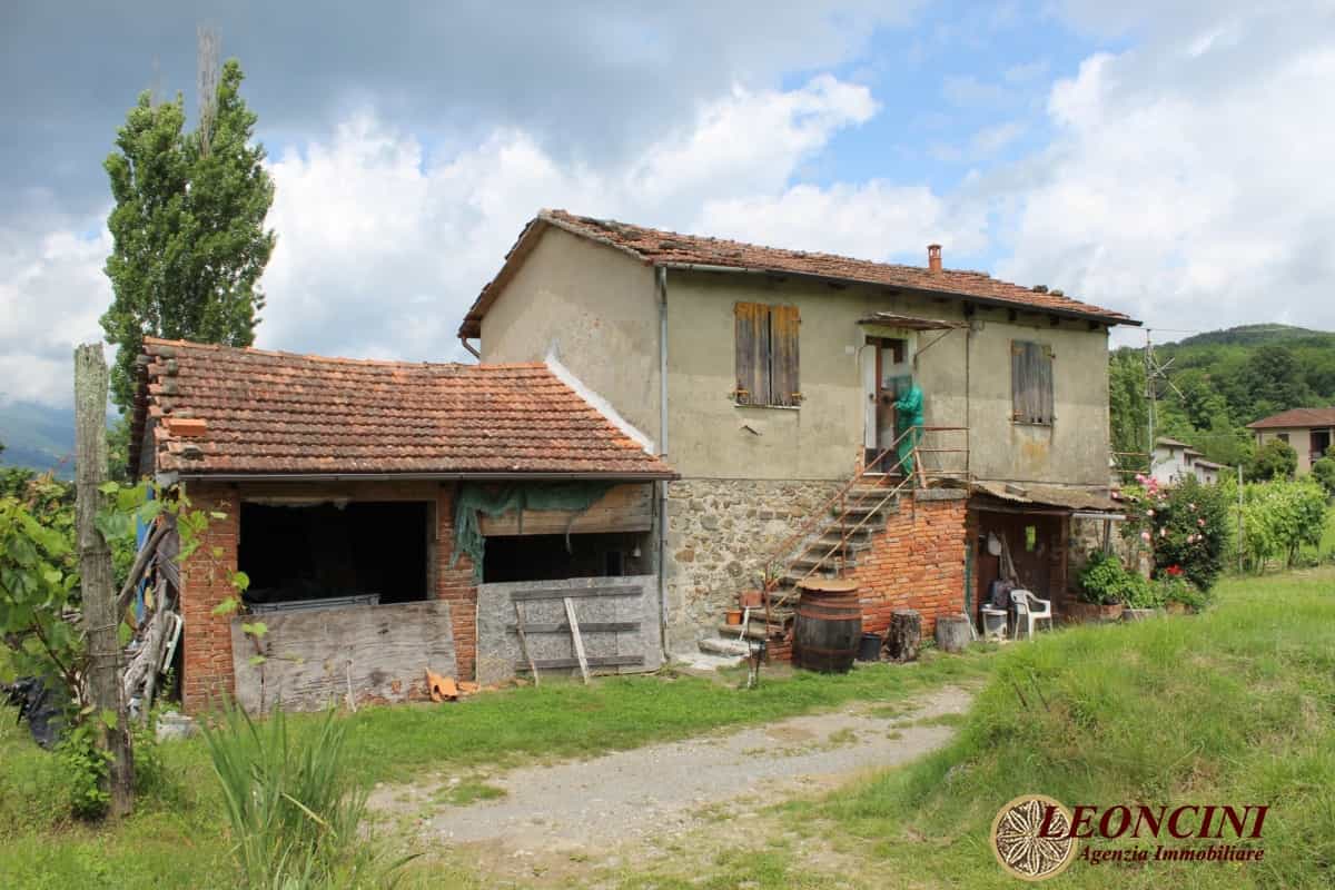 rumah dalam Filetto, Toscana 10697356