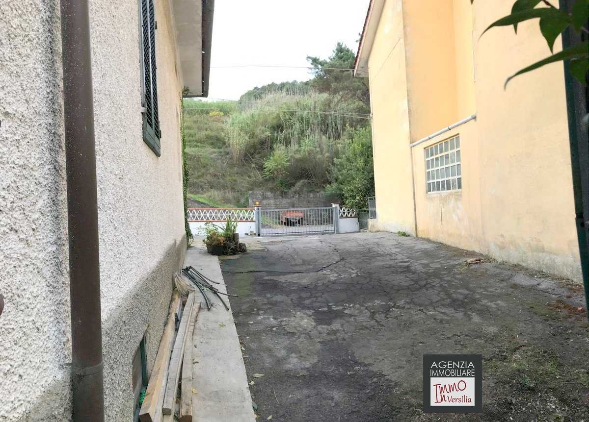 Haus im Massarosa, Tuscany 10697362