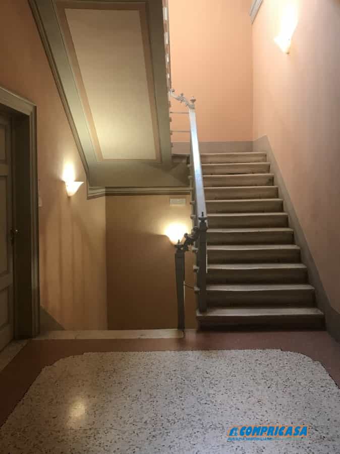 公寓 在 蒙塔尼亚纳, 威尼托 10697513