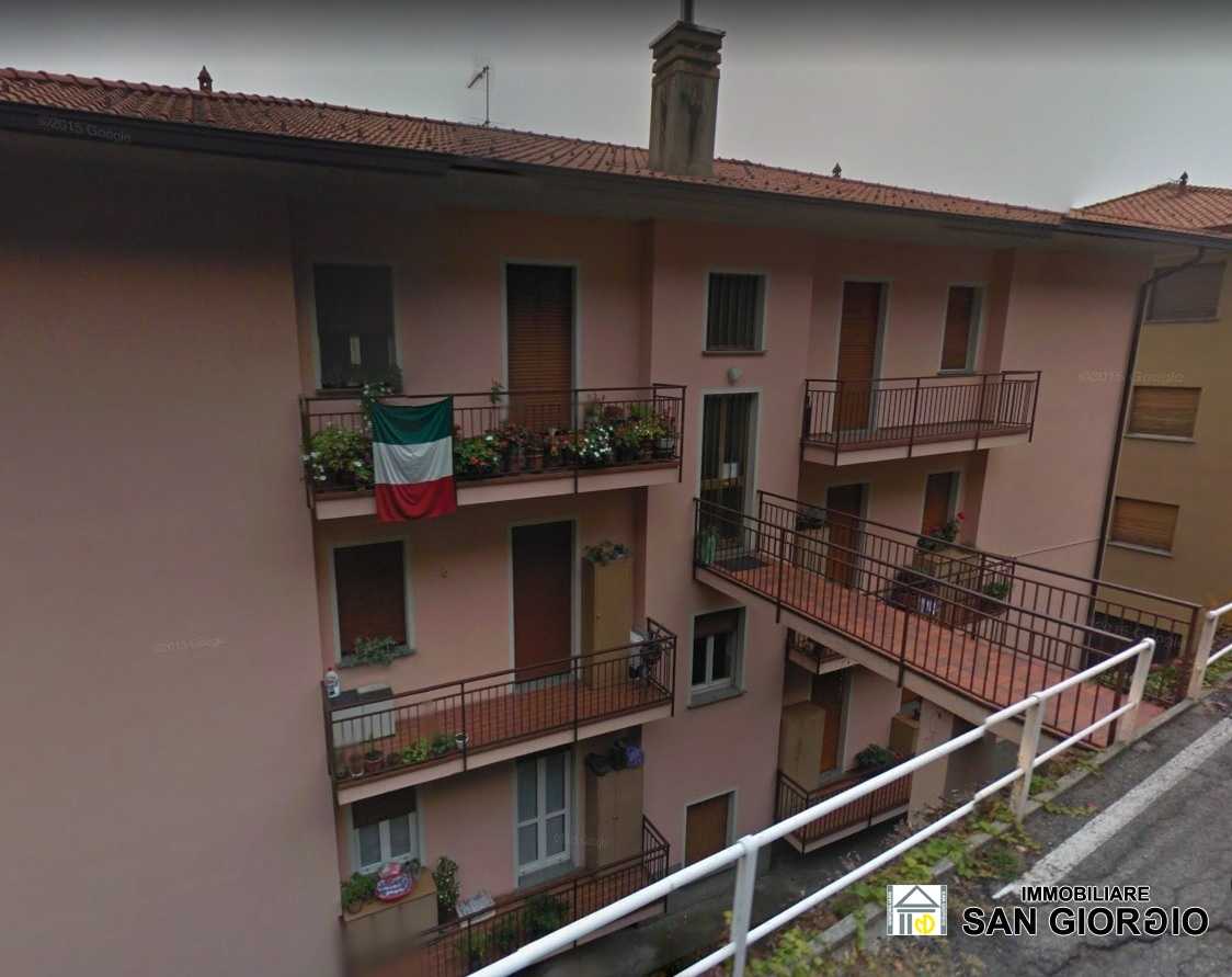 Condominium dans Perledo, Lombardy 10697536