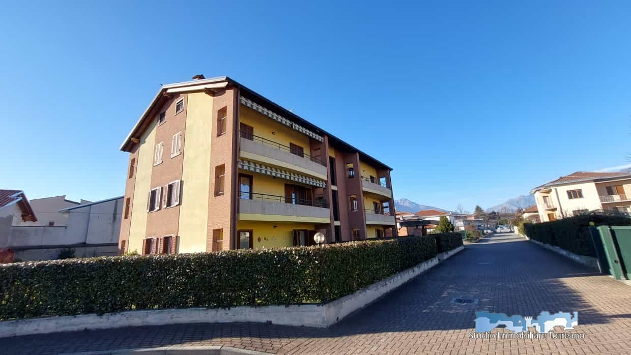 Condomínio no Ivrea, Piemonte 10697546