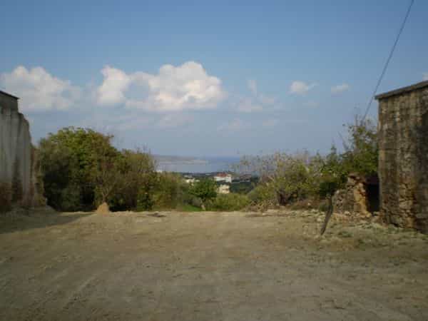 Land in Troulous, Kriti 10697670