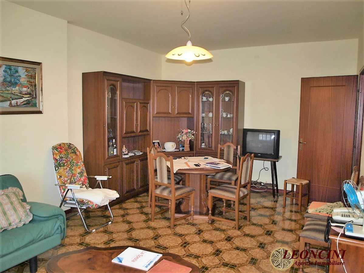 Квартира в Віллафранка в Луніджані, Тоскана 10698072
