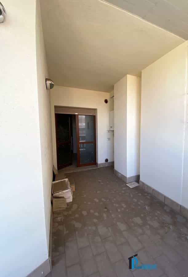 公寓 在 特尔尼, 翁布里亚 10698145