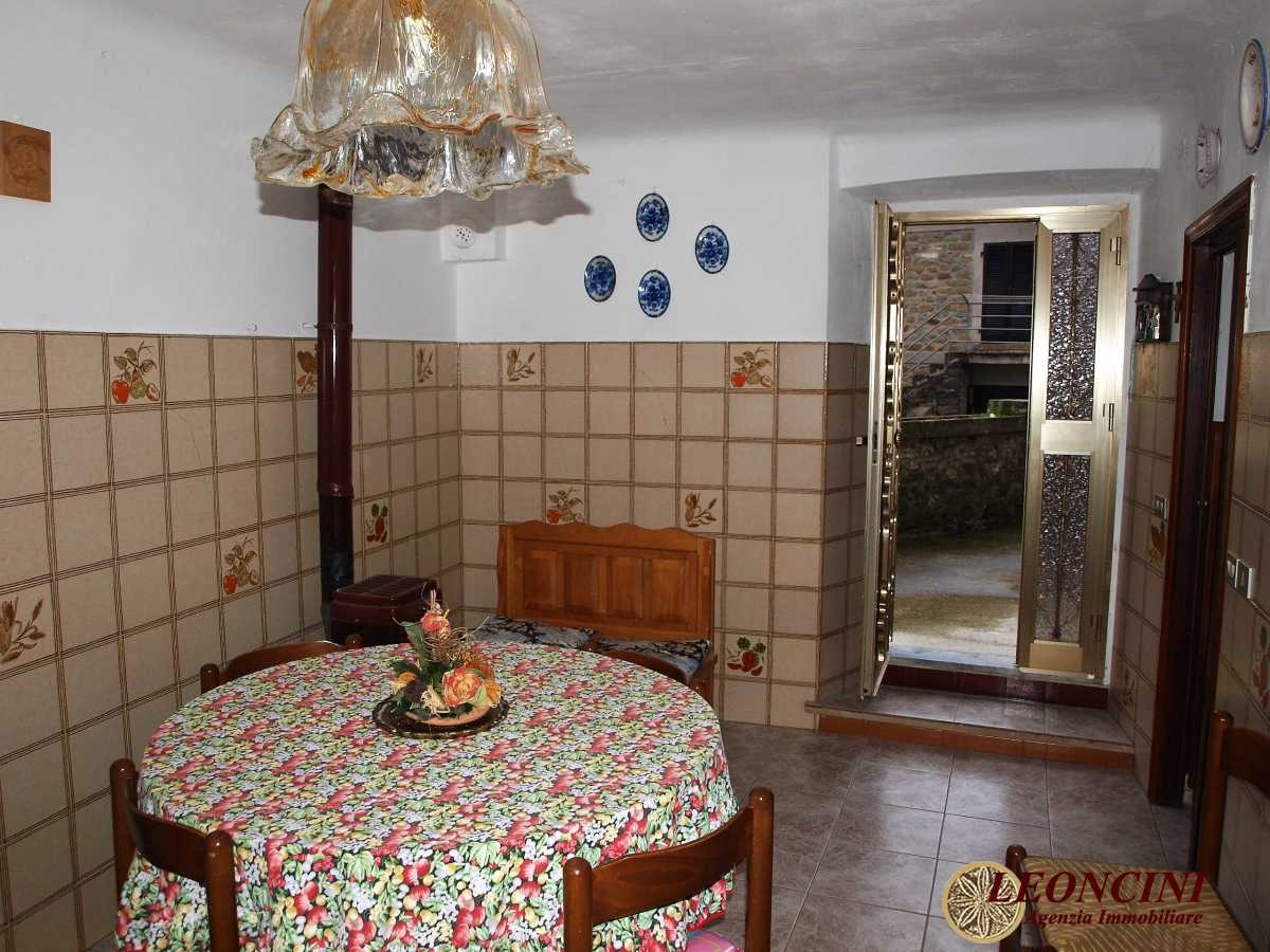 House in Bagnone, Tuscany 10698149