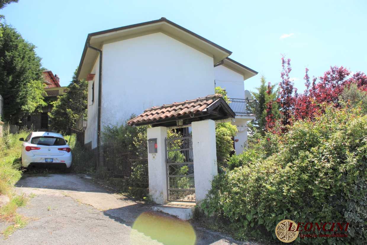 房子 在 Licciana Nardi, Tuscany 10698151