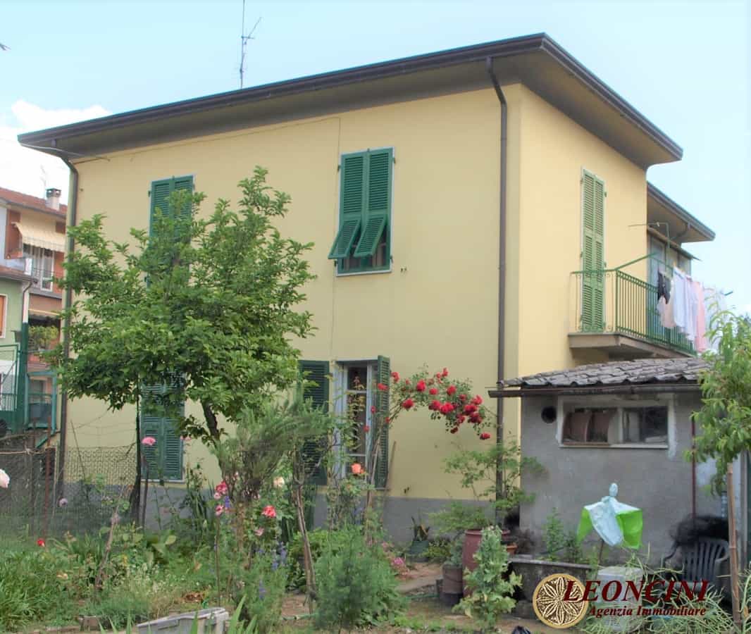жилой дом в Виллафранка в Луниджане, Тоскана 10698208