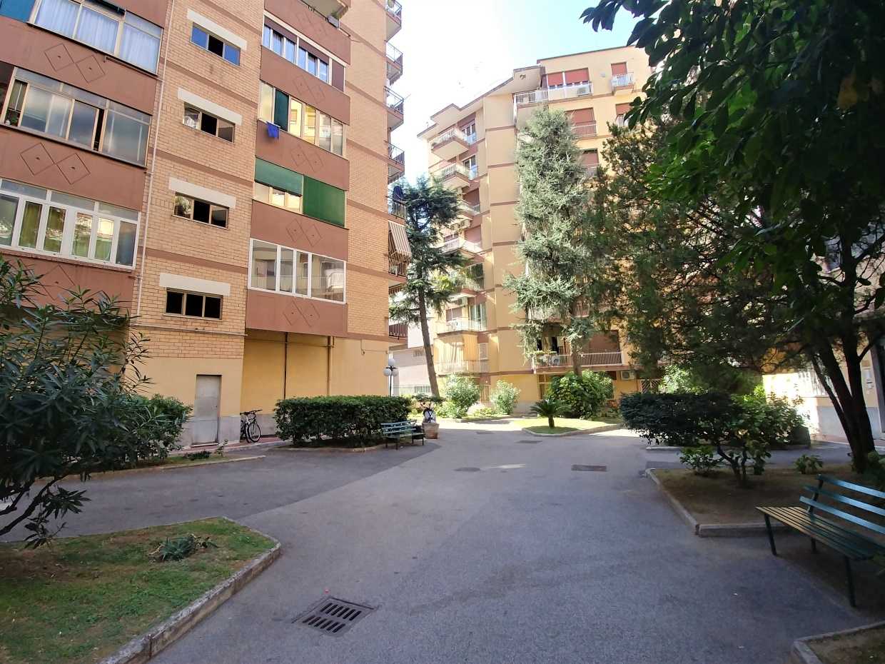 Condominio en Campagna, Campania 10698259