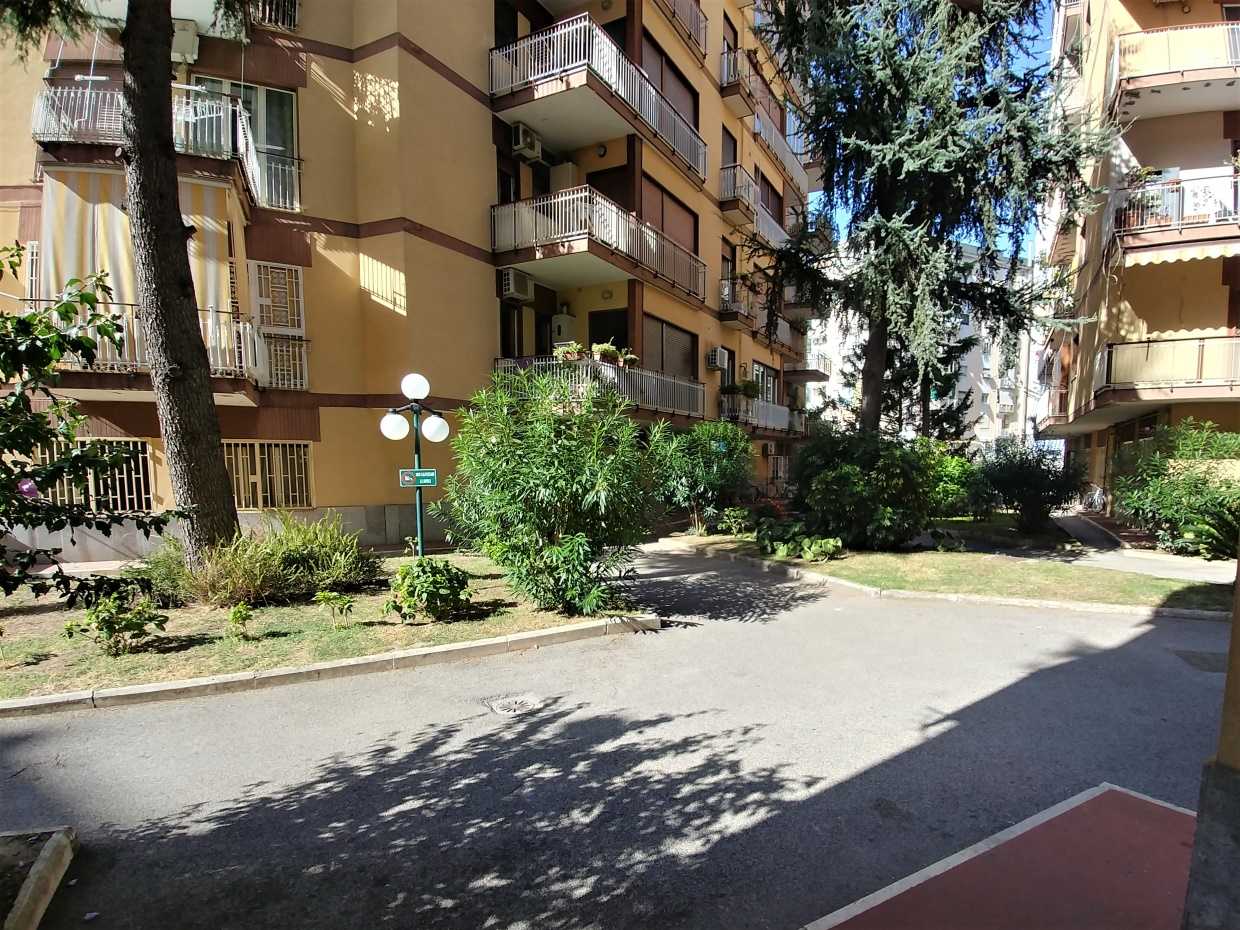 Condominium in Campagna, Campania 10698259