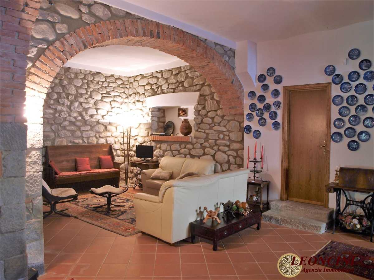 Dom w Villafranca w Lunigianie, Toskania 10698279