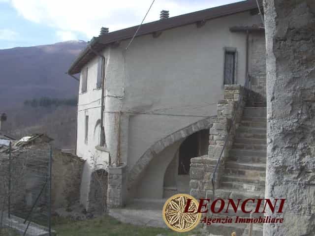 Talo sisään Pontremoli, Toscana 10698284