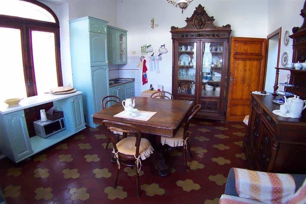 Rumah di Barga, Tuscany 10698313