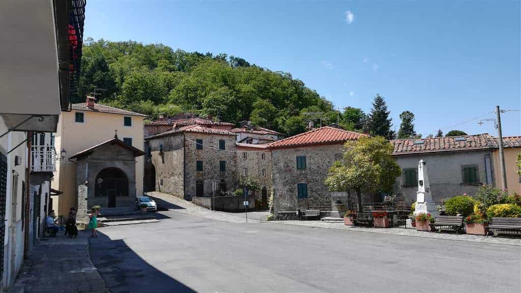 House in Colle di Val d'Elsa, Tuscany 10698314