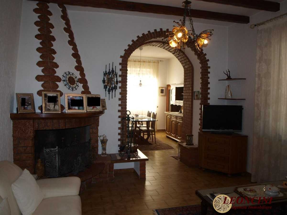 rumah dalam Villafranca di Lunigiana, Tuscany 10699478