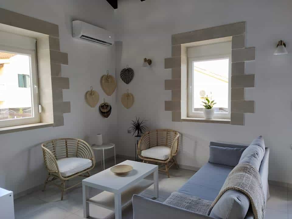 Будинок в Ніпос, Криті 10699609