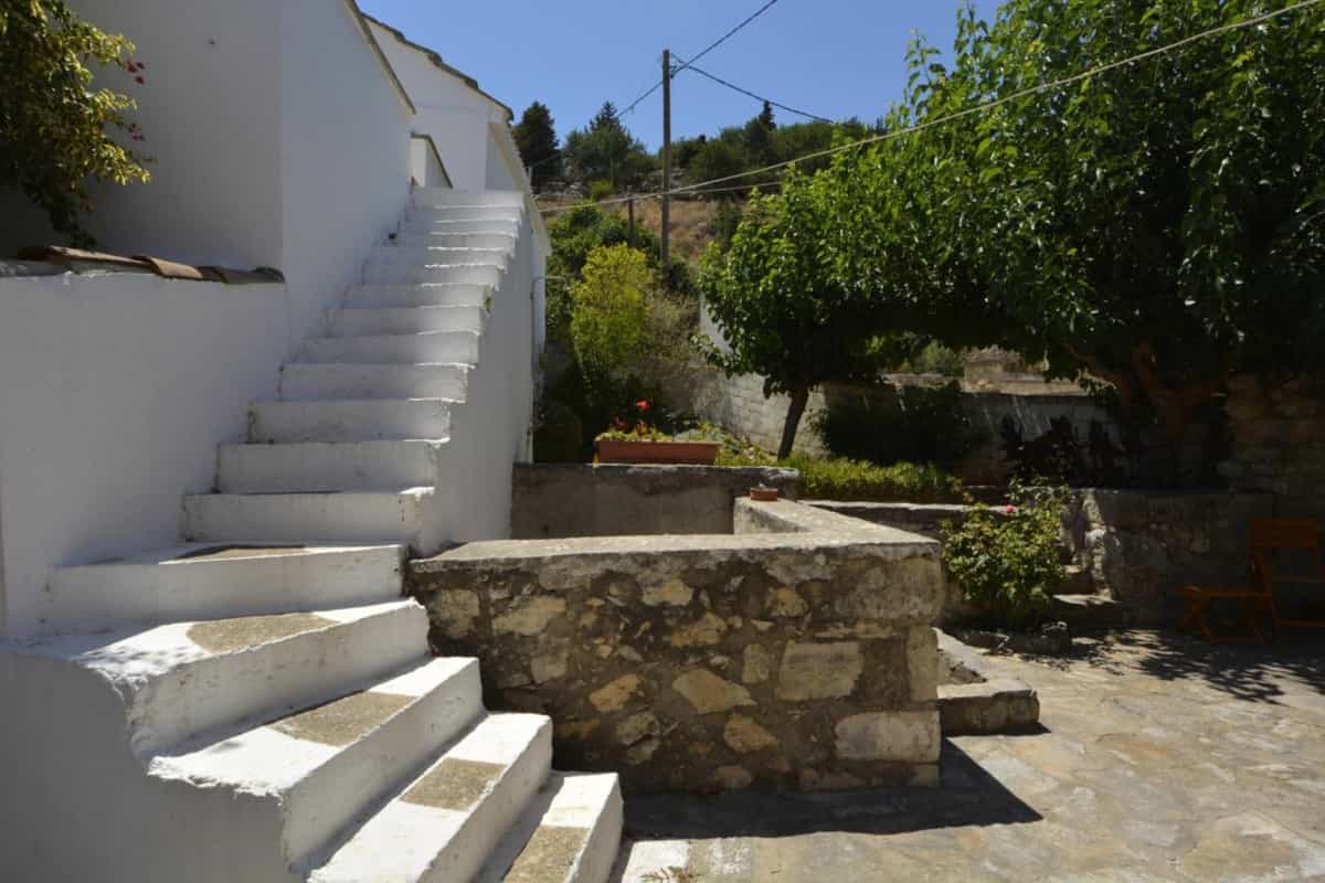 Будинок в Ніпос, Криті 10699652