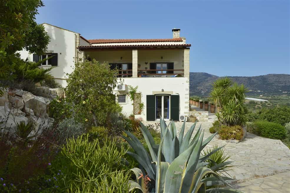 Будинок в Ніпос, Криті 10699669