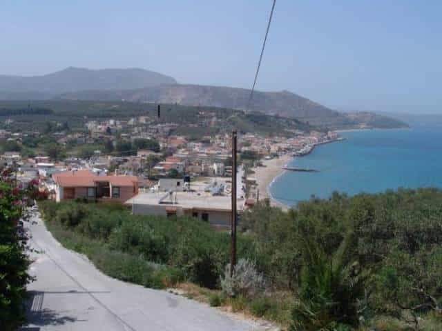 Земля в Платані, Криті 10699678