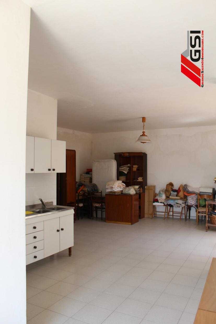 Condominium in San Michele Salentino, Puglia 10699803