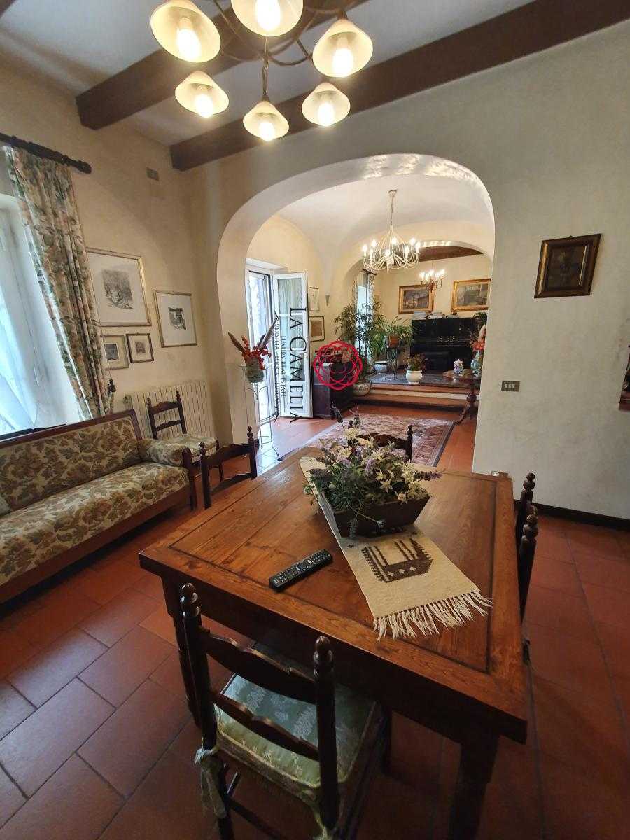 жилой дом в Лукка, Тоскана 10699873