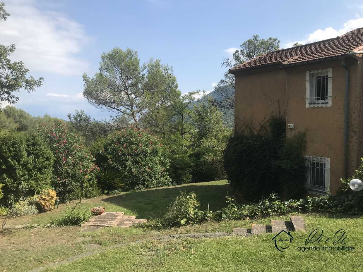 Dom w Garlenda, Liguria 10699874