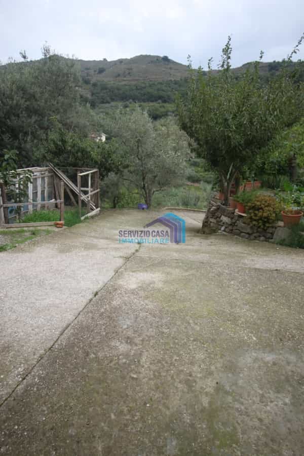 rumah dalam Santa Caterina Villarmosa, Sicilia 10699965