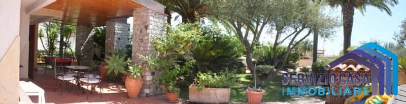 Huis in Santa Caterina Villarmosa, Sicilië 10699993