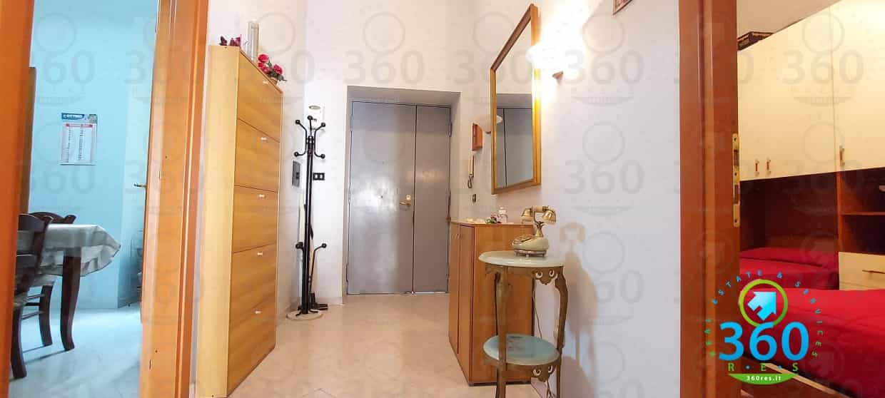 公寓 在 Napoli, Campania 10700108