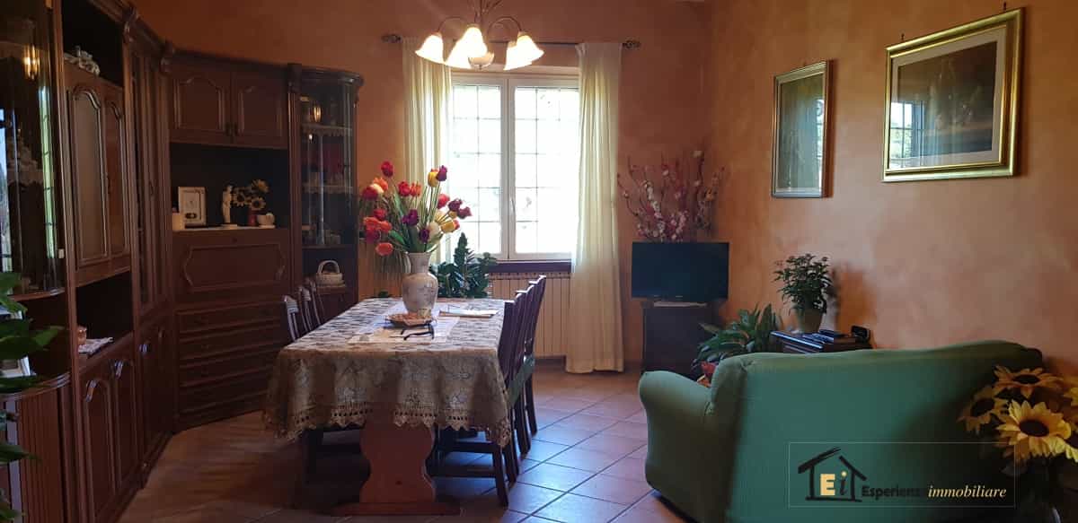 House in Gavignano, Lazio 10700180
