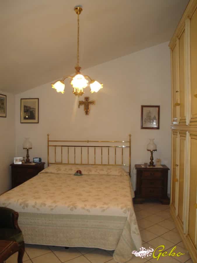 Квартира в Сан-Джіміньяно, Тоскана 10700354