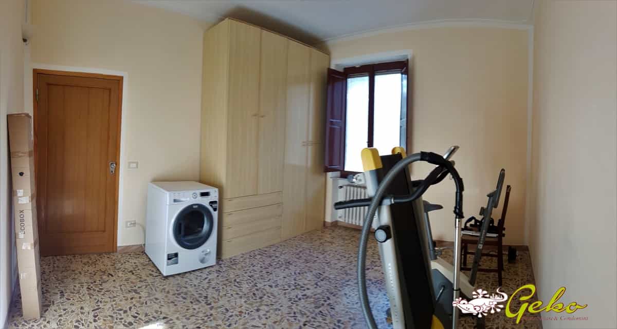 公寓 在 San Gimignano, Tuscany 10700404