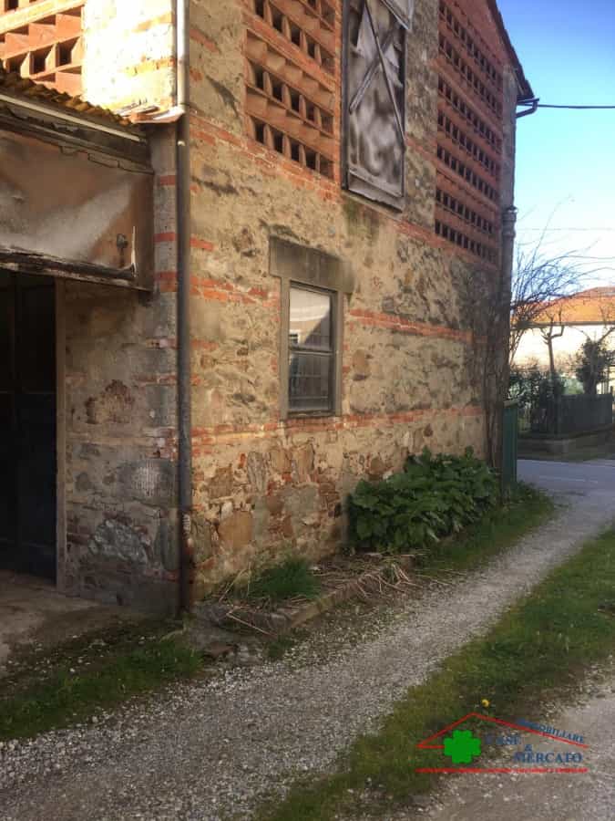 Dom w Lammari, Toskania 10700426