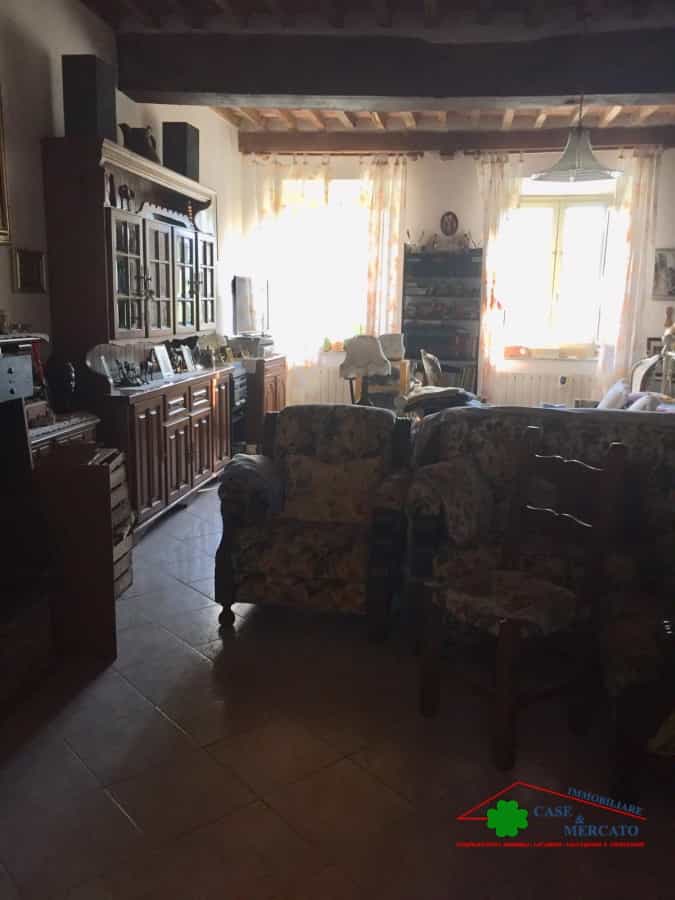 Talo sisään Lammari, Toscana 10700427