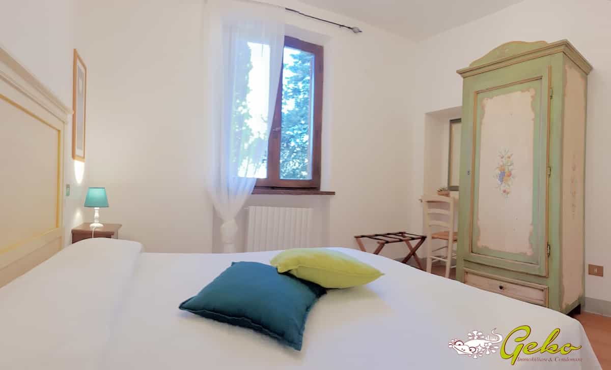 Dom w San Gimignano, Toskania 10700452